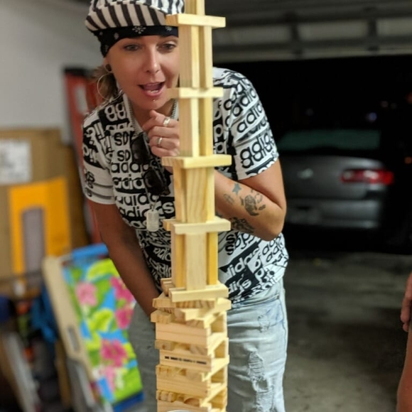 Meet your Posher, Christine - Picture 1 of 1